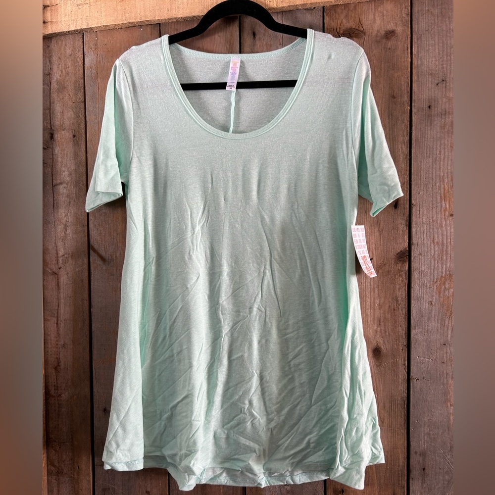 LuLaRoe Perfect Tee size XS with tags.